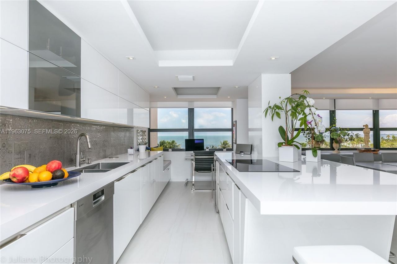 3 Grove Isle Dr , Unit C502, Miami, FL 33133 Photo