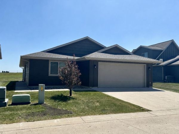 290 240th Avenue, Unit 267, Arnolds Park, IA 51331