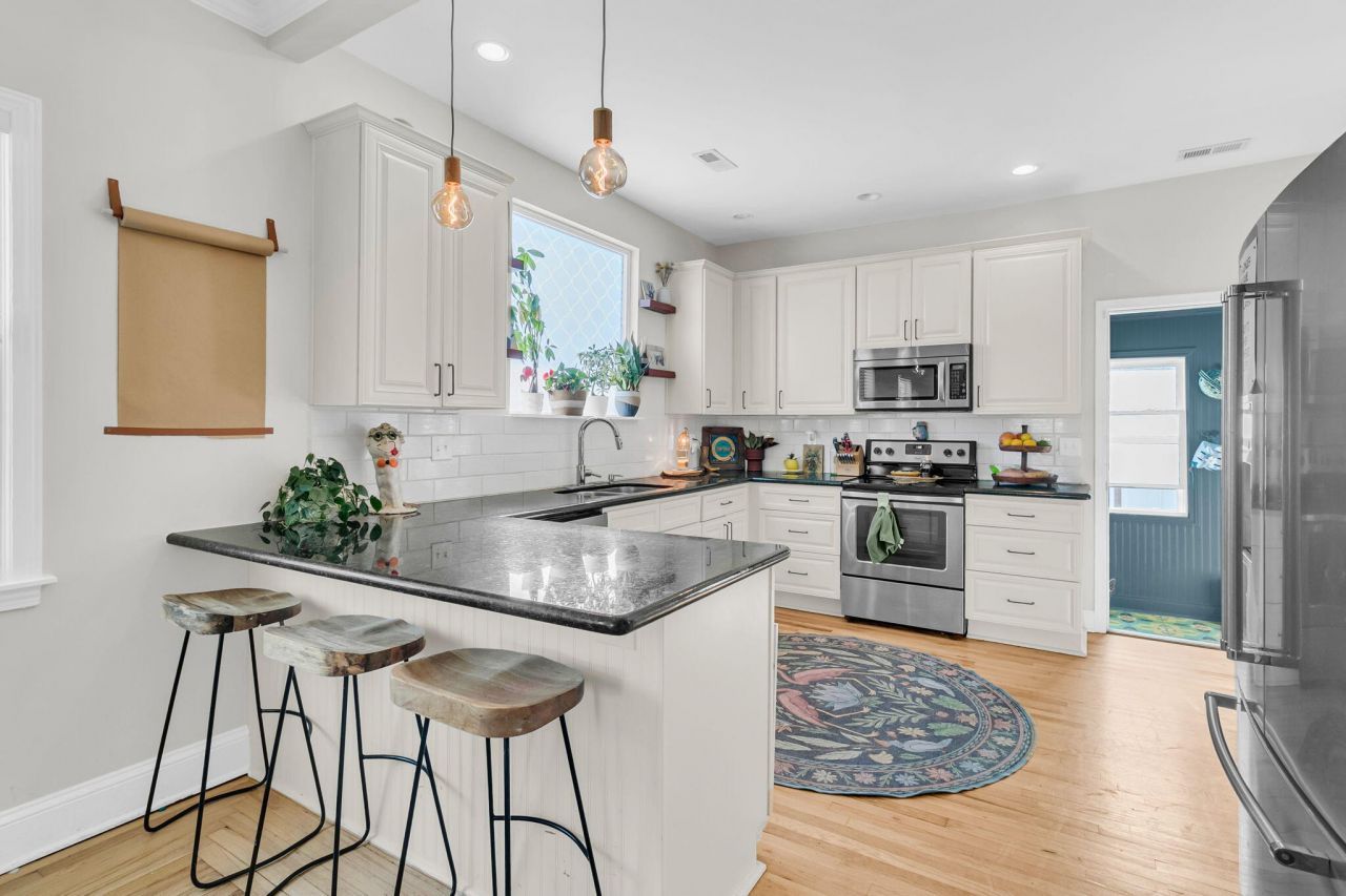 119 Simons Street Photo 16