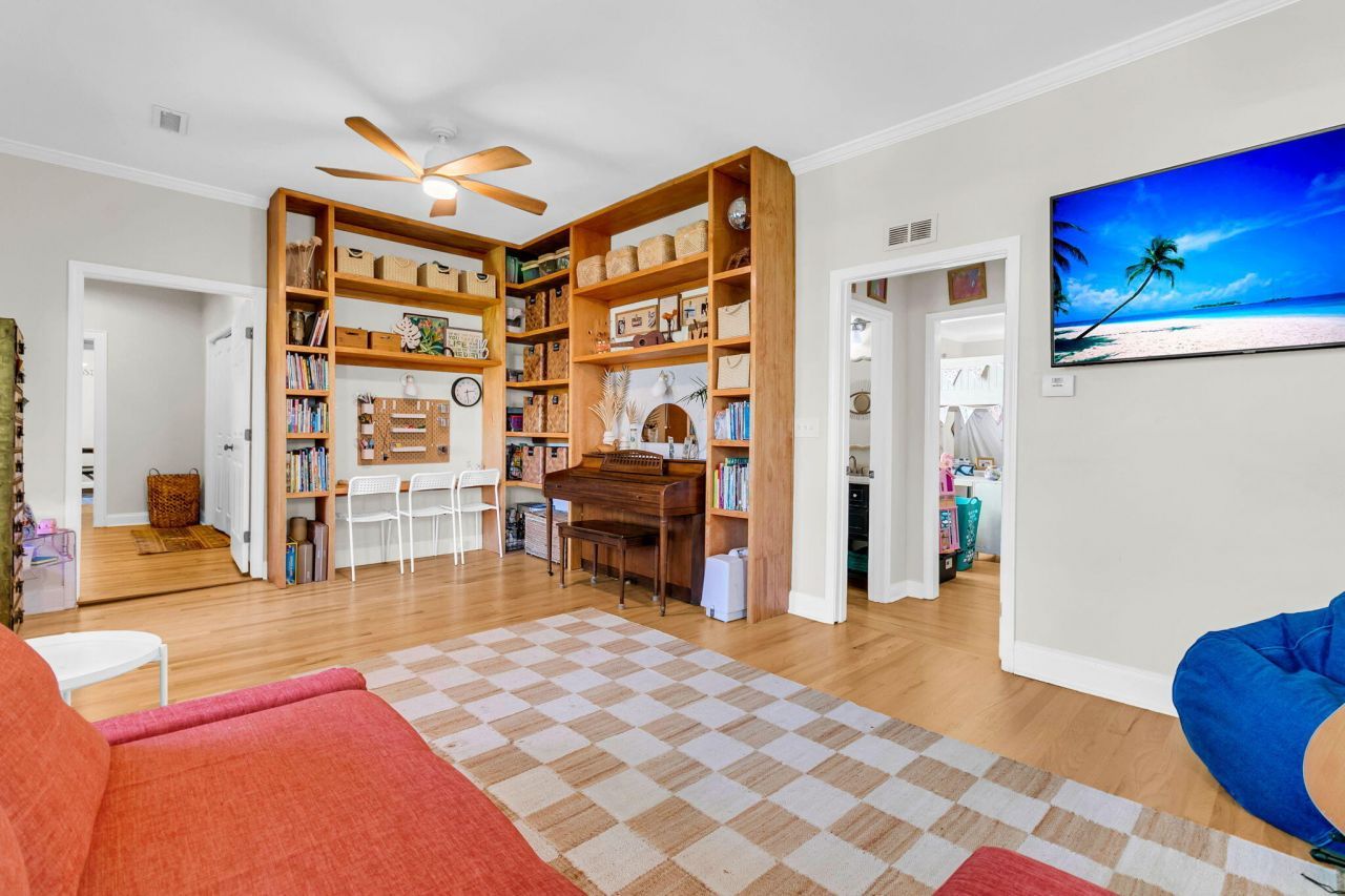 119 Simons Street Photo 23