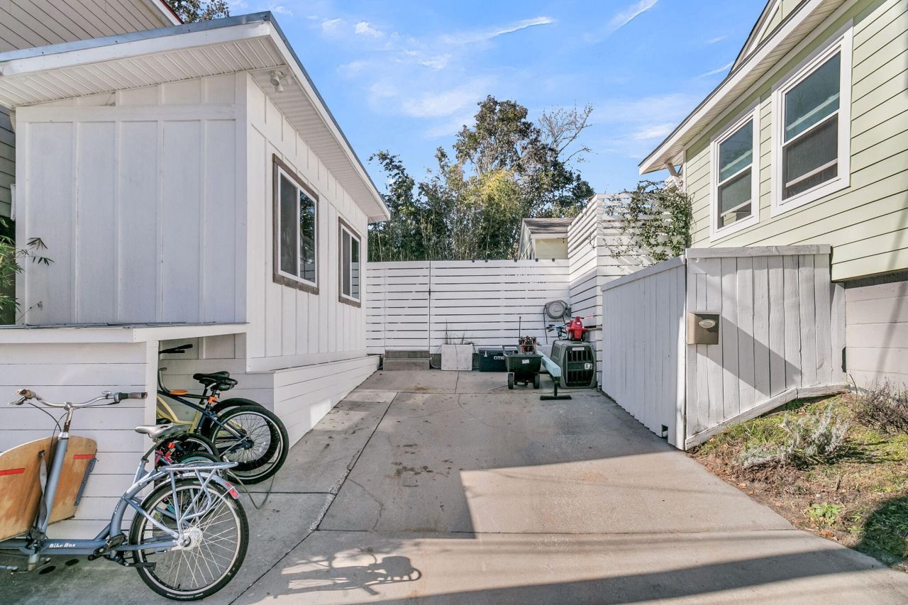 119 Simons Street Photo 36