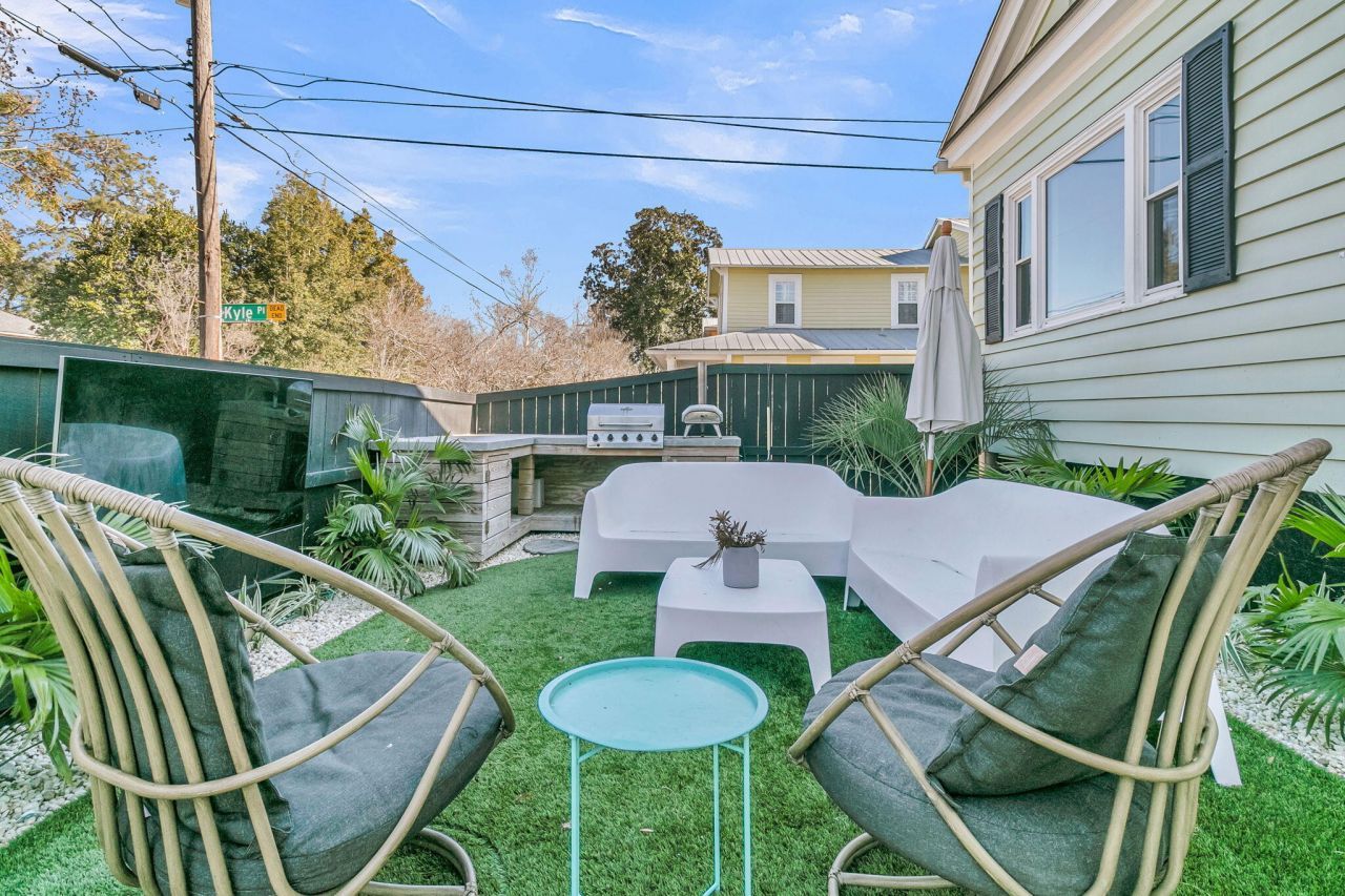 119 Simons Street Photo 5