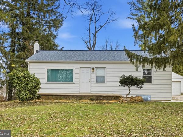 10 MATTHEWS AVENUE, COCKEYSVILLE, MD 21030