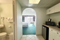 6803 N Ocean Blvd. photo 4