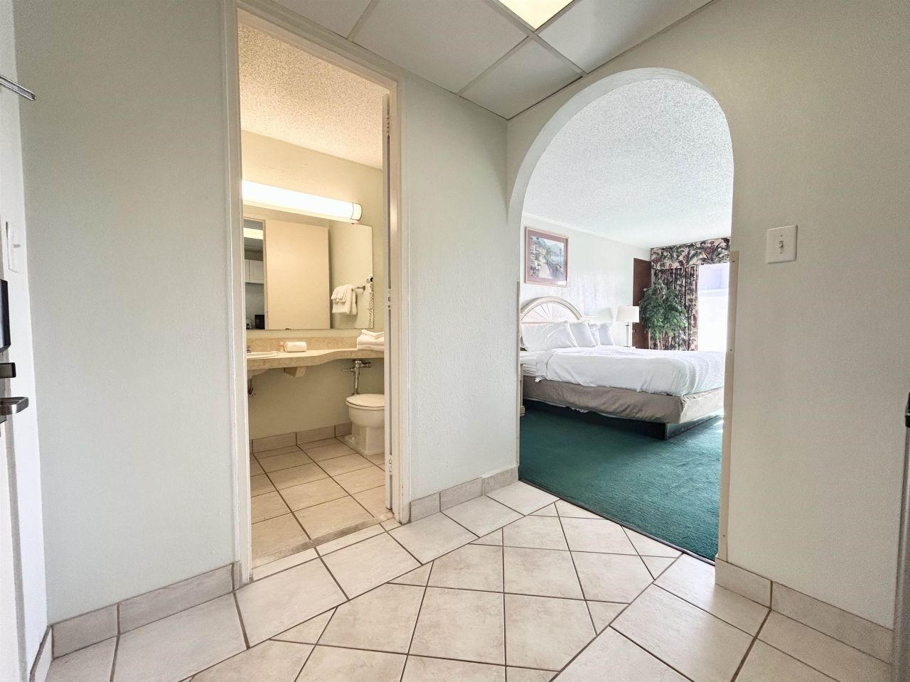 6803 N Ocean Blvd. Photo 5