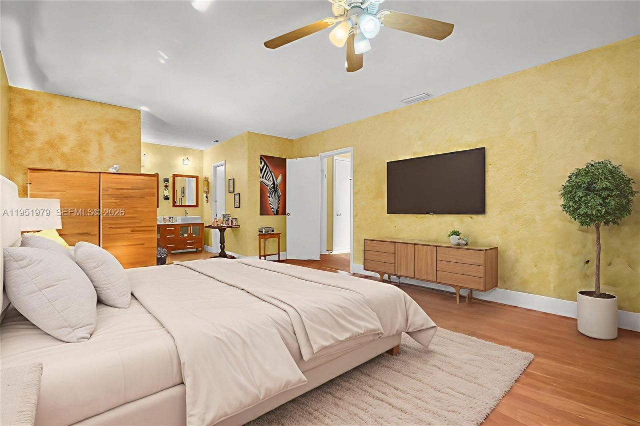 21424 NE 19th Ct, Miami, FL 33179 Photo