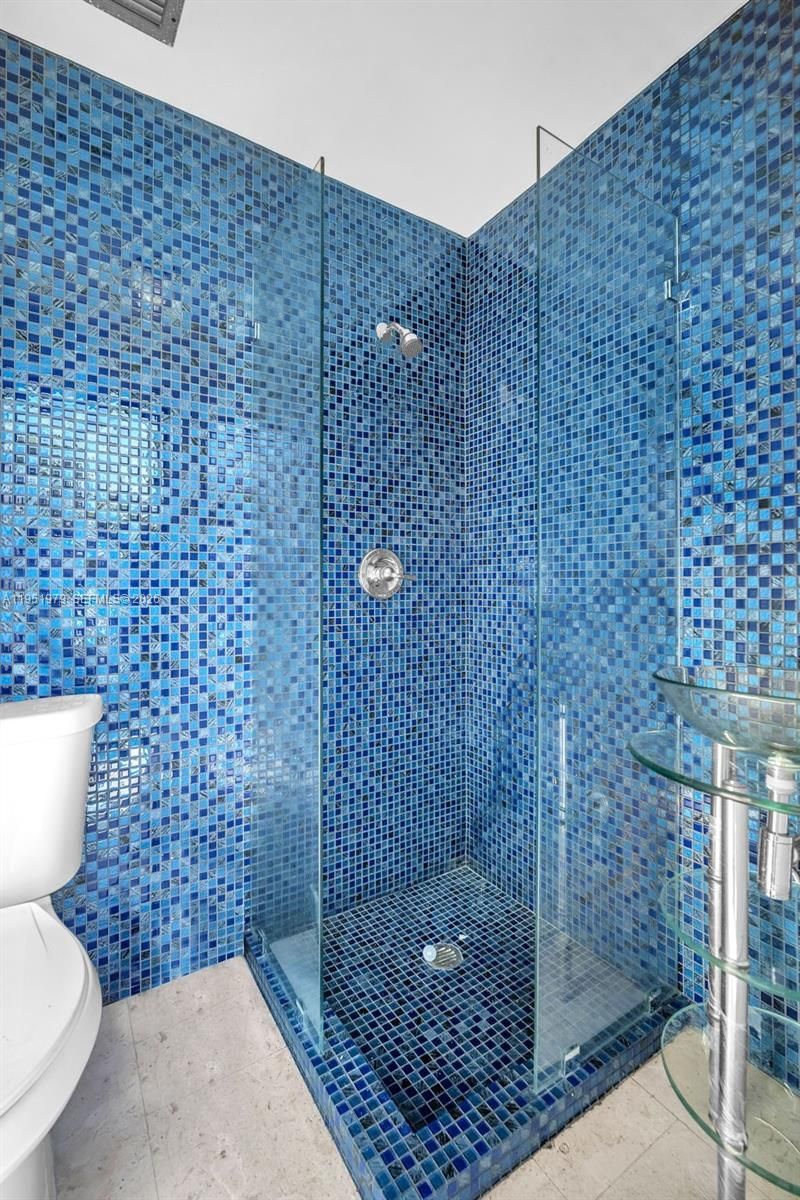 21424 NE 19th Ct, Miami, FL 33179 Photo