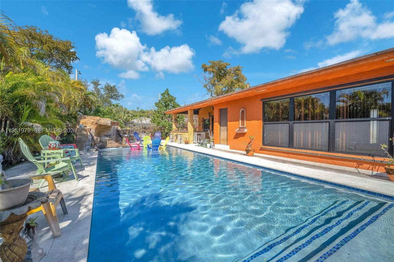 21424 NE 19th Ct, Miami, FL 33179 Photo