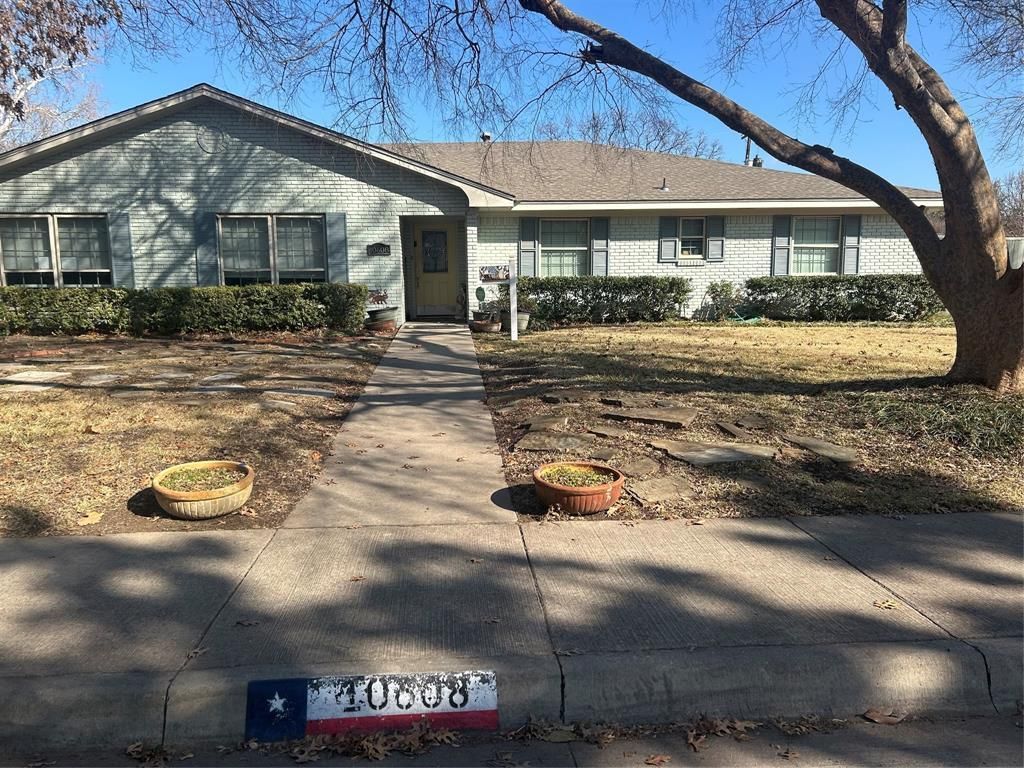 10608 Royal Club Lane, Dallas, TX 75229 Main Photo