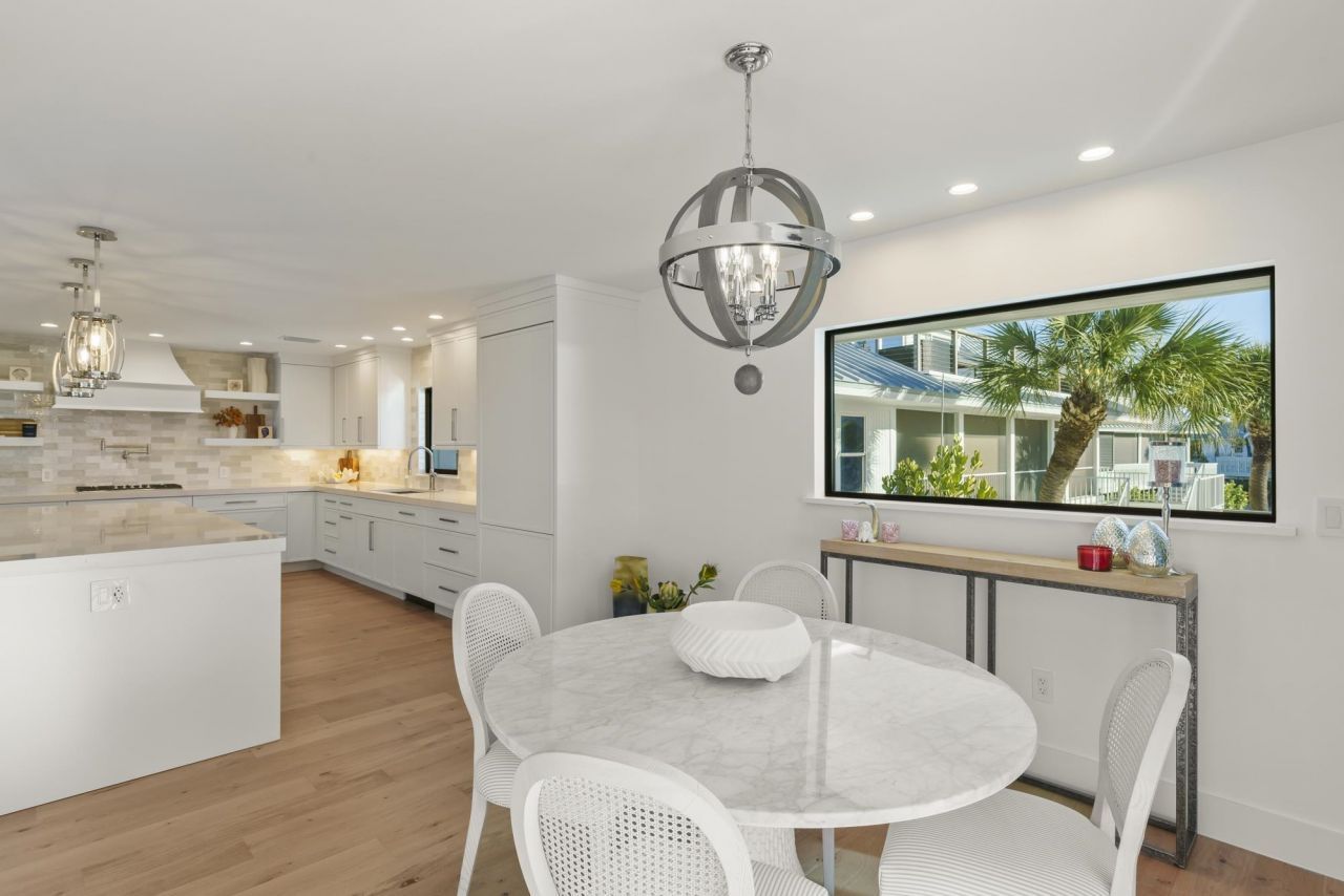 25 Beach Homes, Captiva, FL 33924 Photo