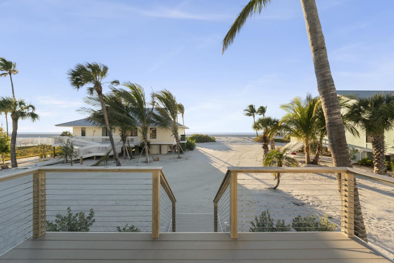 25 Beach Homes, Captiva, FL 33924 Photo