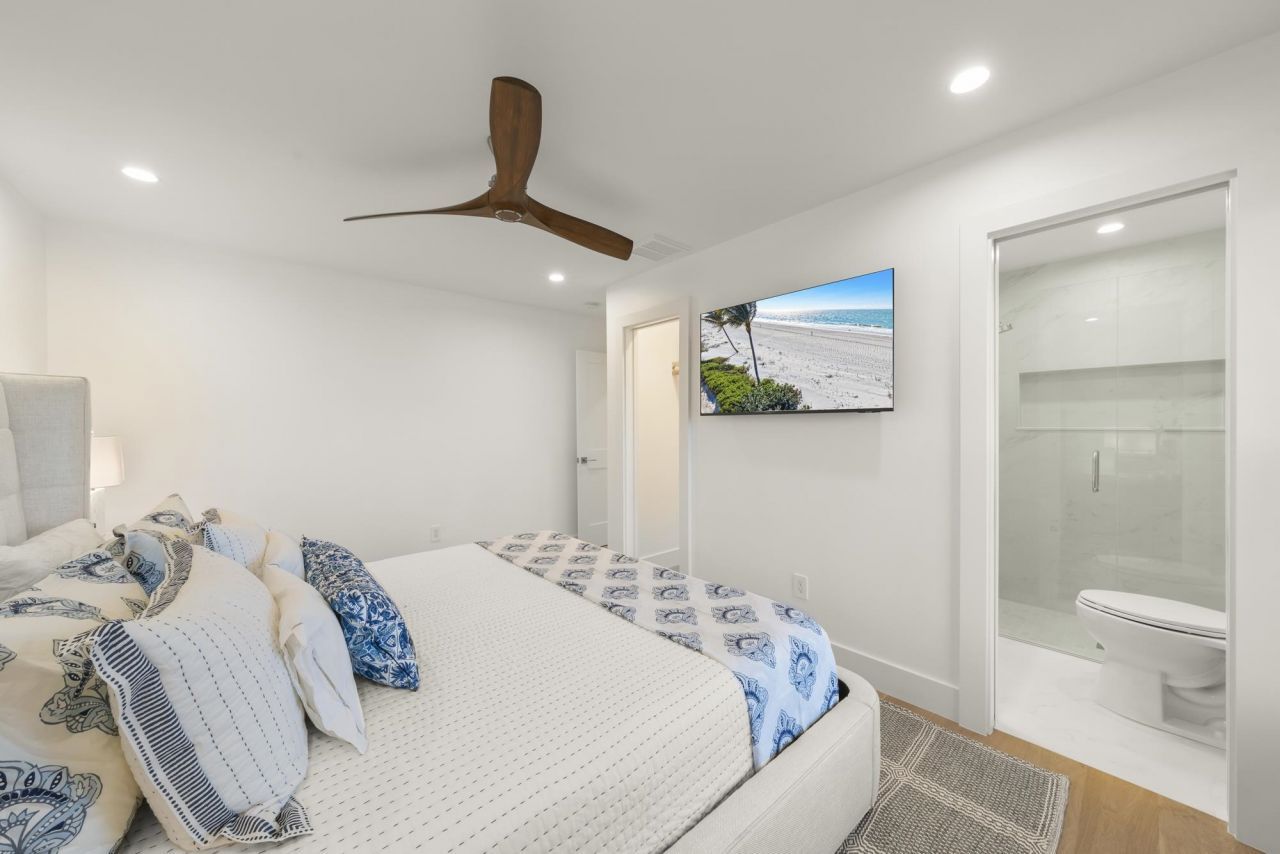 25 Beach Homes, Captiva, FL 33924 Photo