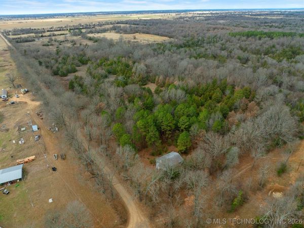 40 E 2010 Road , Hugo, OK 74743