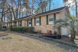 1351 Raintree Drive  photo 4