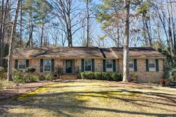 1351 Raintree Drive photo 4