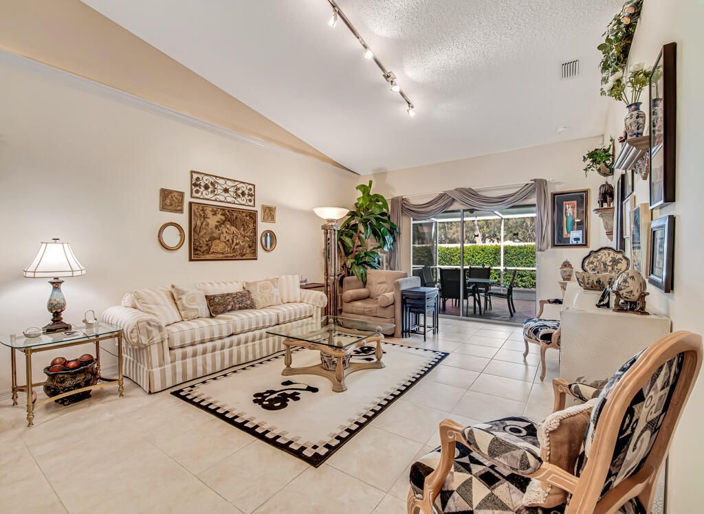 8482 Logia Circle, Boynton Beach, FL 33472 Photo