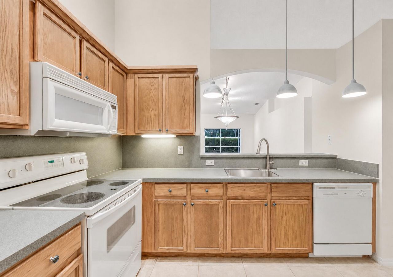 8482 Logia Circle, Boynton Beach, FL 33472 Photo