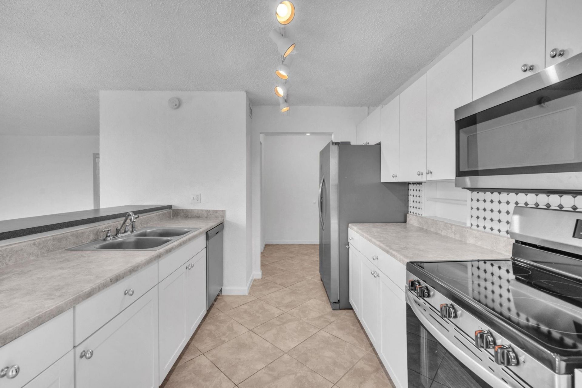 3100 N Pine Island Road, Unit 306, Sunrise, FL 33351 Photo