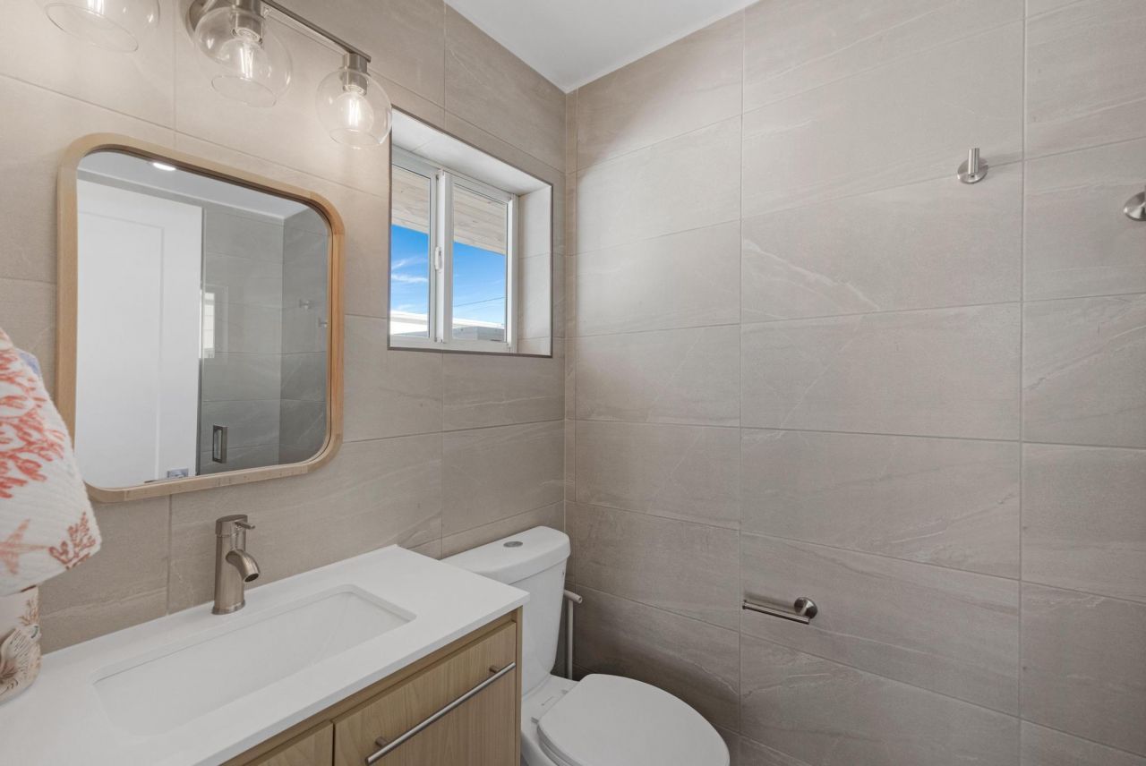 100 E 63rd Street Ocean, Marathon, FL 33050 Photo