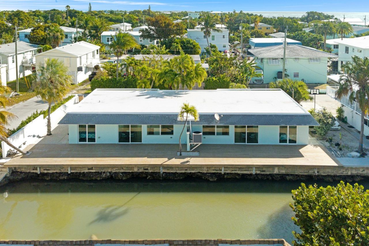 100 E 63rd Street Ocean, Marathon, FL 33050 Photo