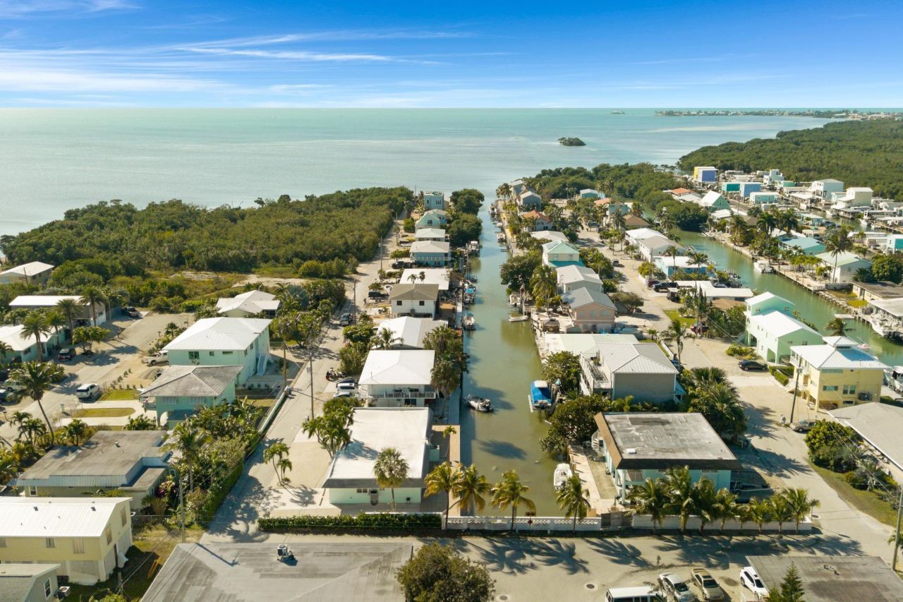 150 E 63rd Street Ocean, Marathon, FL 33050 Photo