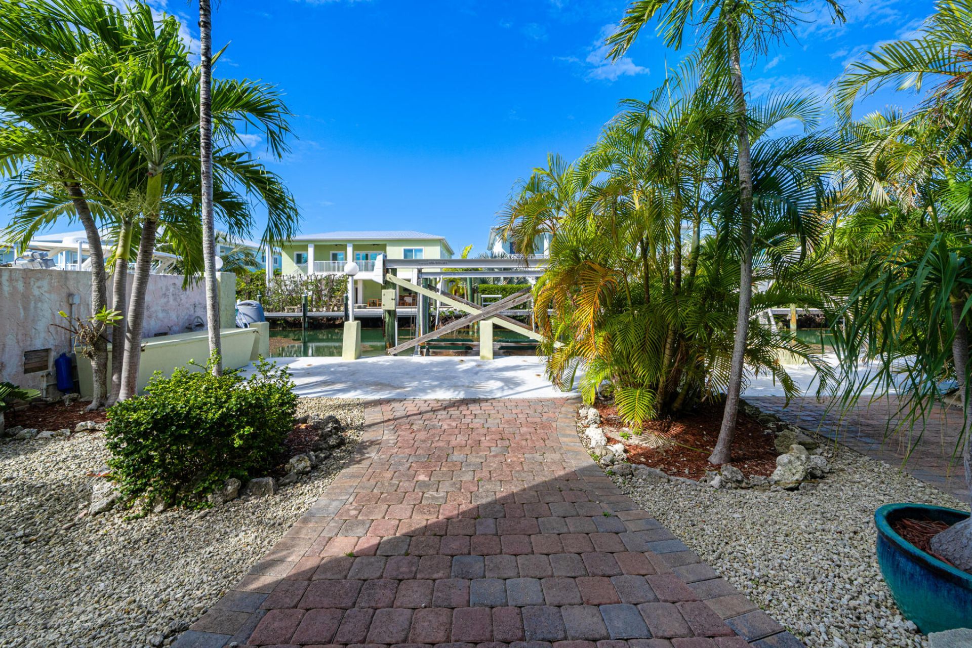 9960 Aviation Boulevard, Marathon, FL 33050 Photo