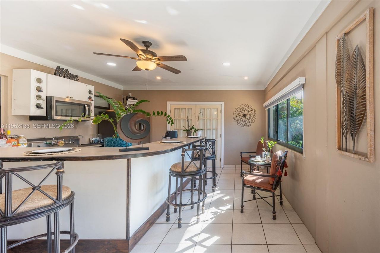 1760 NW 12th Ave , Homestead, FL 33030 Photo