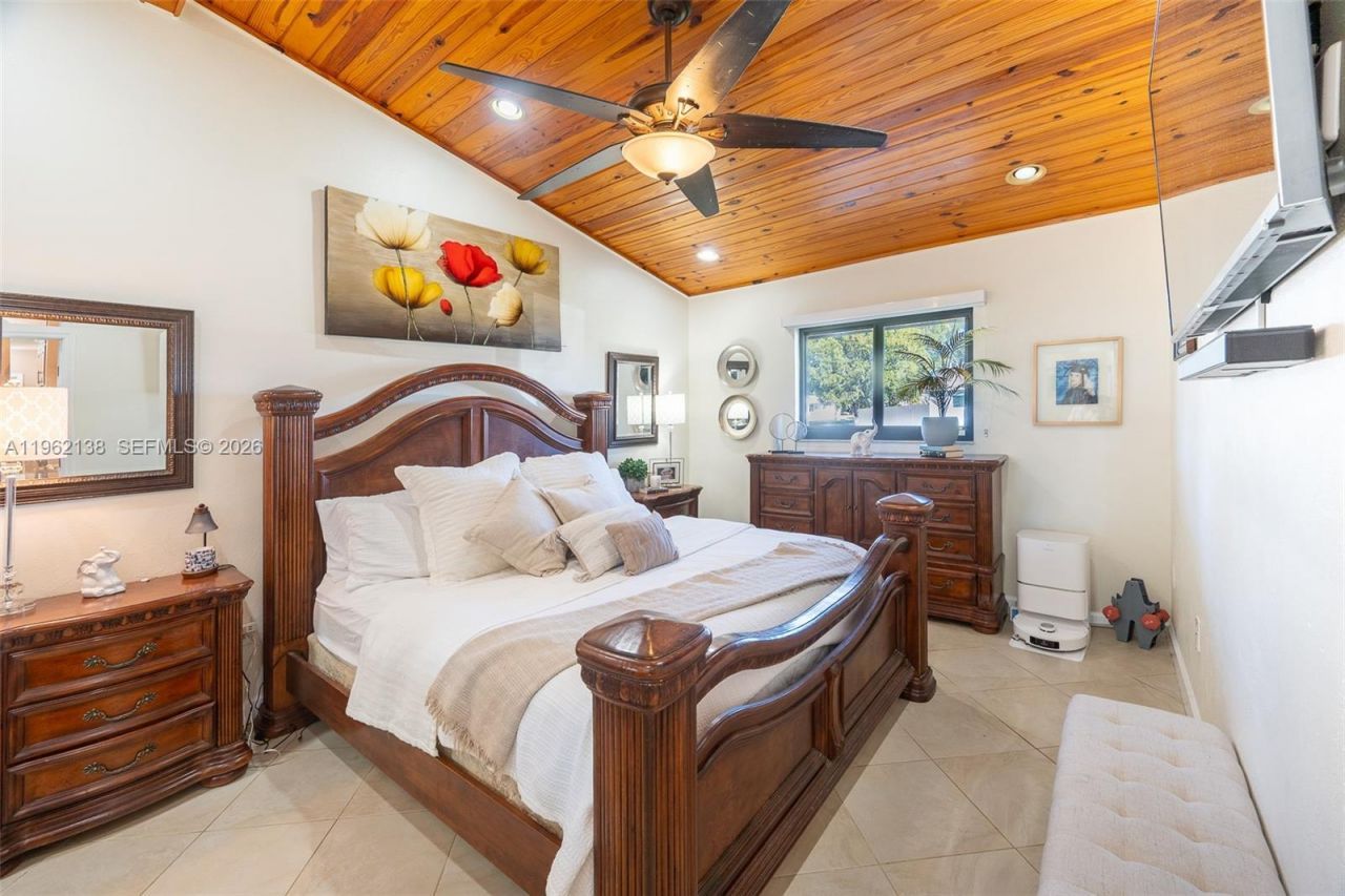 1760 NW 12th Ave, Homestead, FL 33030 Photo