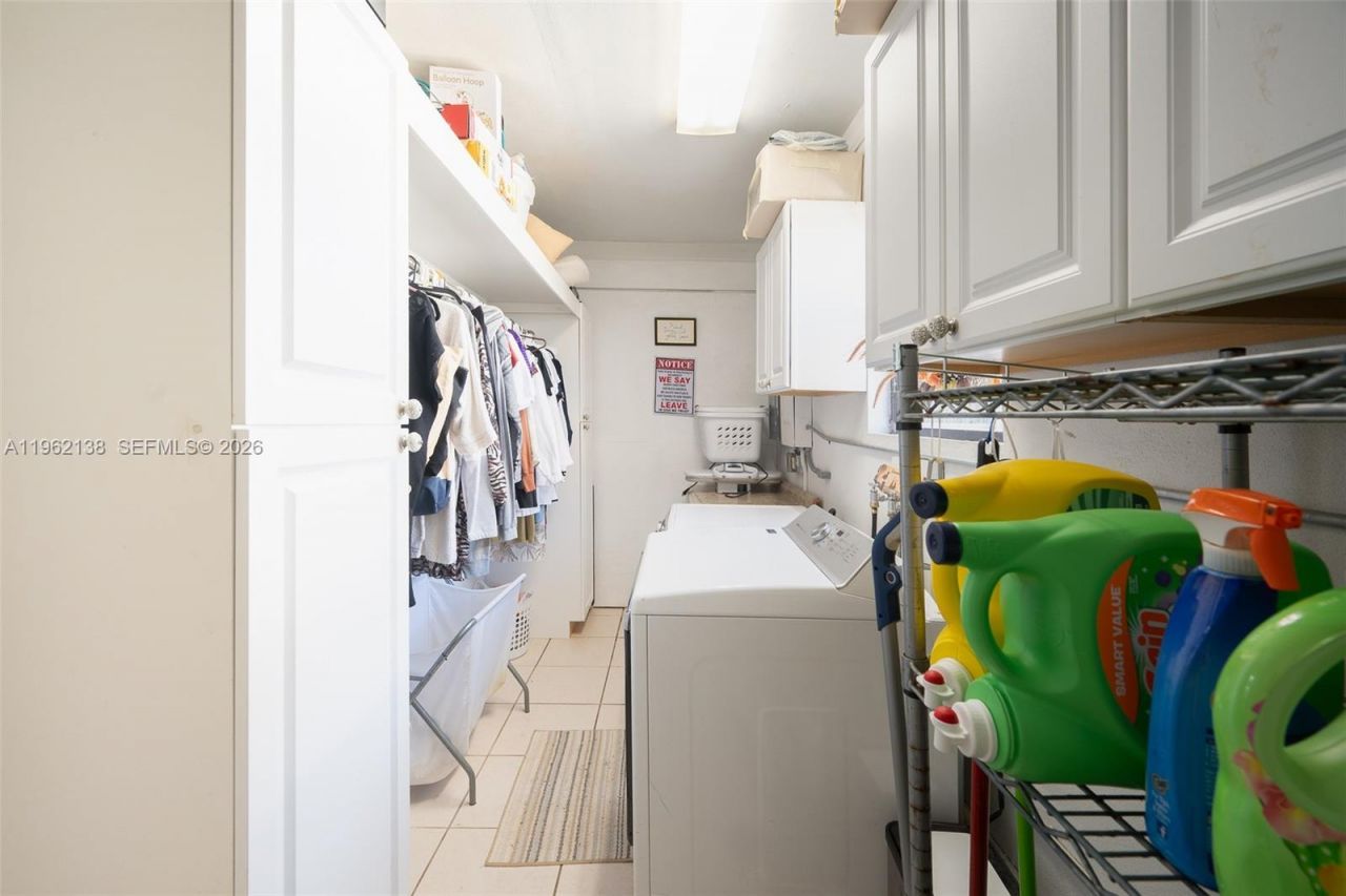 1760 NW 12th Ave , Homestead, FL 33030 Photo