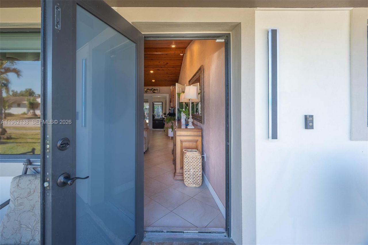 1760 NW 12th Ave , Homestead, FL 33030 Photo