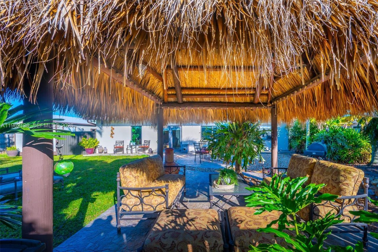 1760 NW 12th Ave , Homestead, FL 33030 Photo