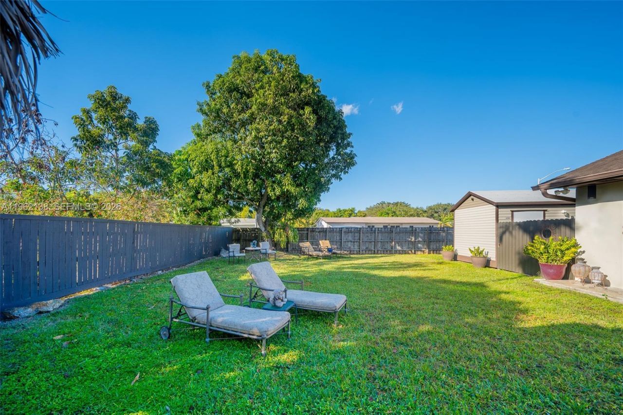 1760 NW 12th Ave, Homestead, FL 33030 Photo