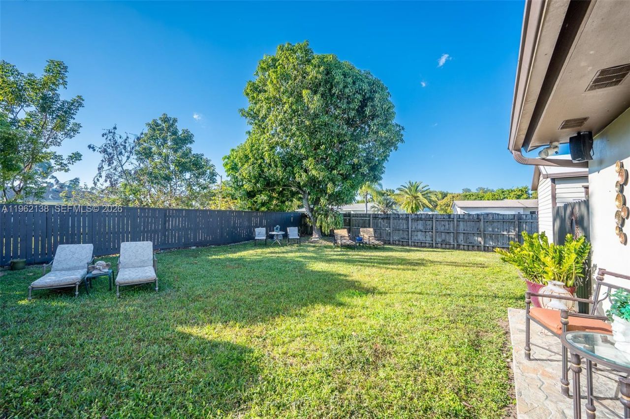 1760 NW 12th Ave, Homestead, FL 33030 Photo