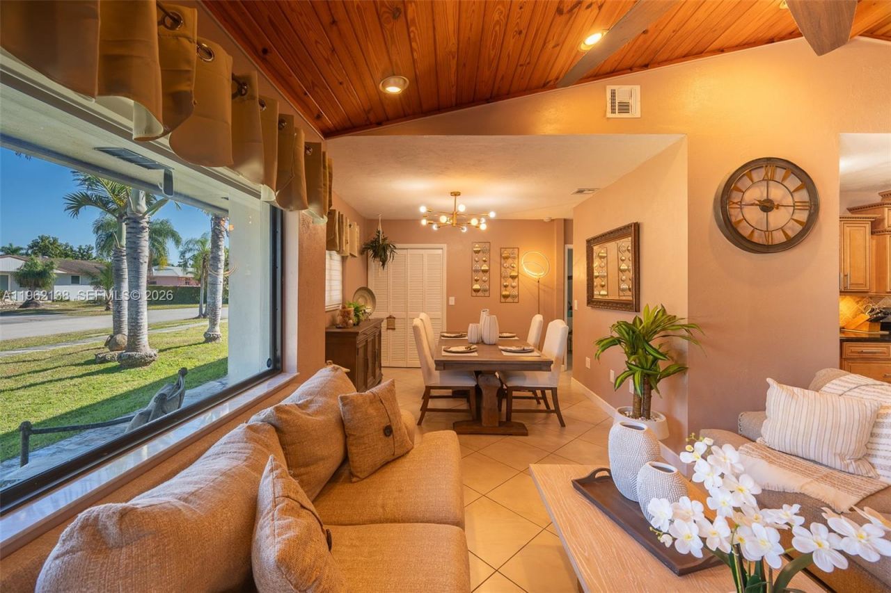 1760 NW 12th Ave, Homestead, FL 33030 Photo