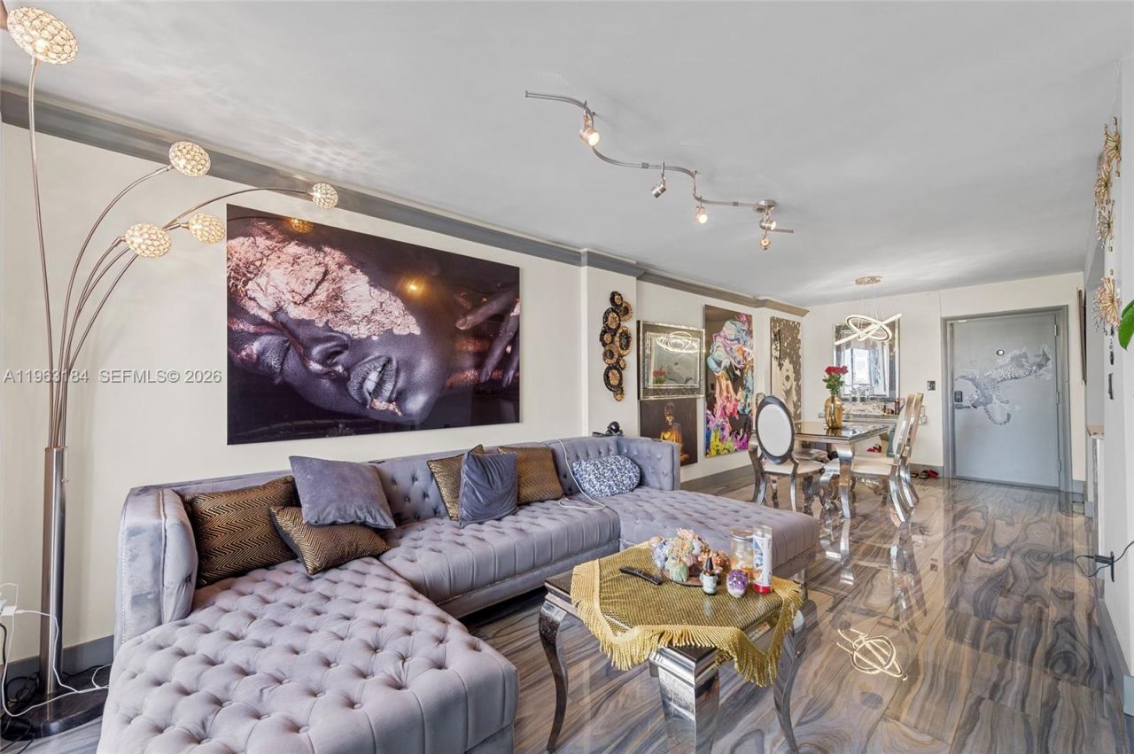 1345 Lincoln Rd , Unit 1105, Miami Beach, FL 33139 Photo