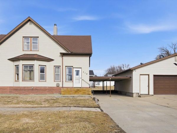 312 2nd Street, Earling, IA 51530
