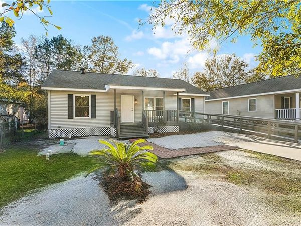 26080 E BEECH Street, Lacombe, LA 70445