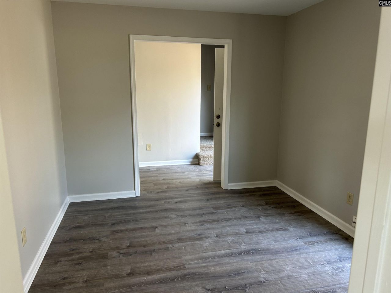 217 Hunters Road Photo 11