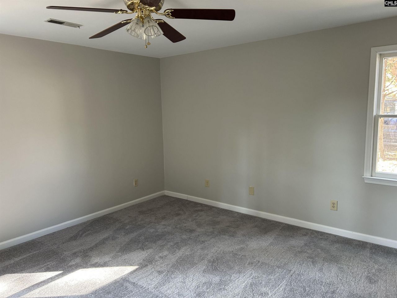 217 Hunters Road Photo 18