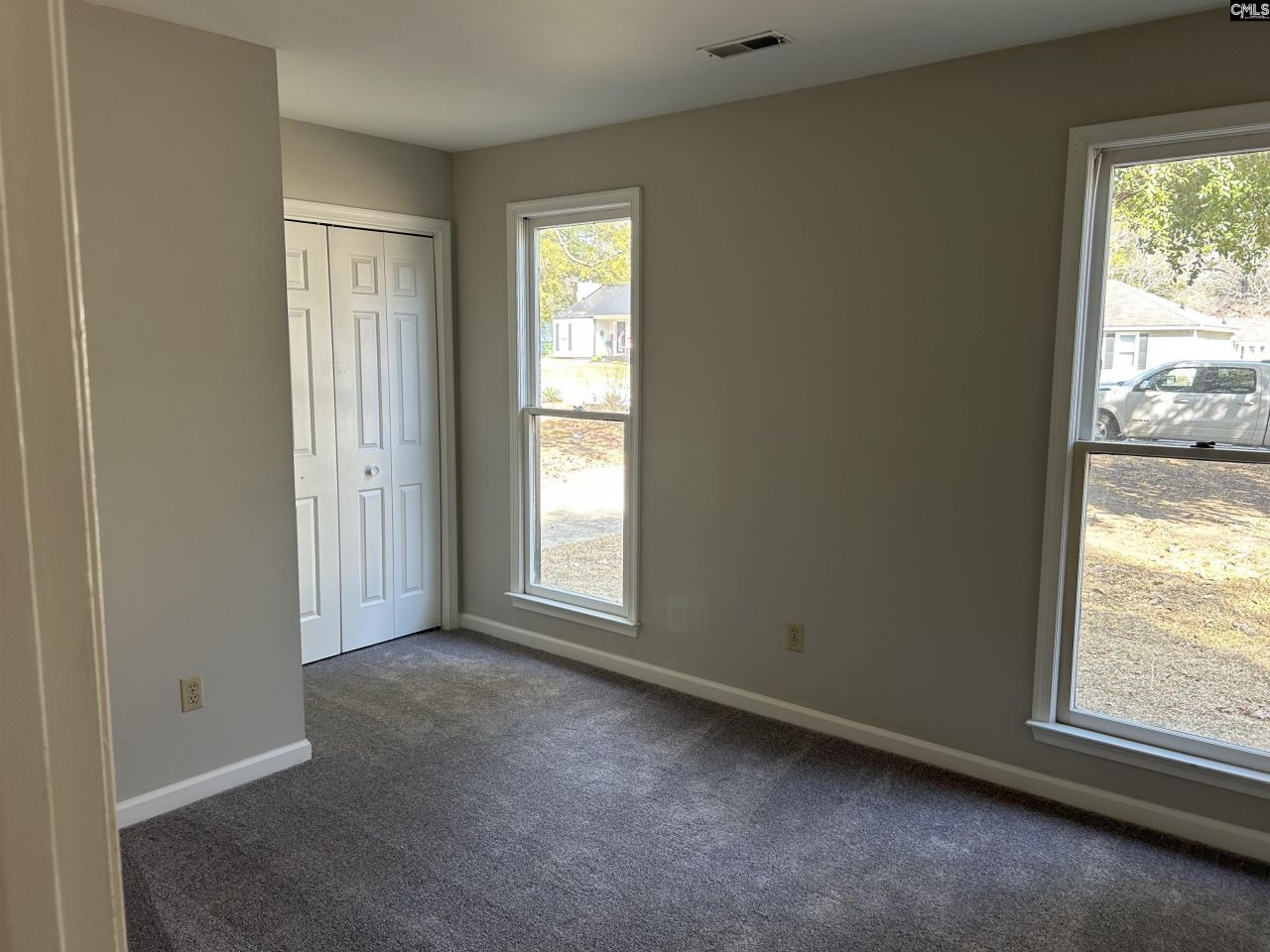 217 Hunters Road Photo 21