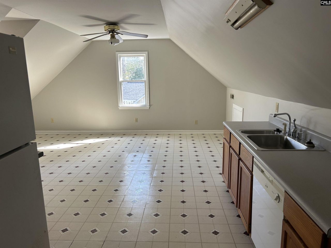 217 Hunters Road Photo 23