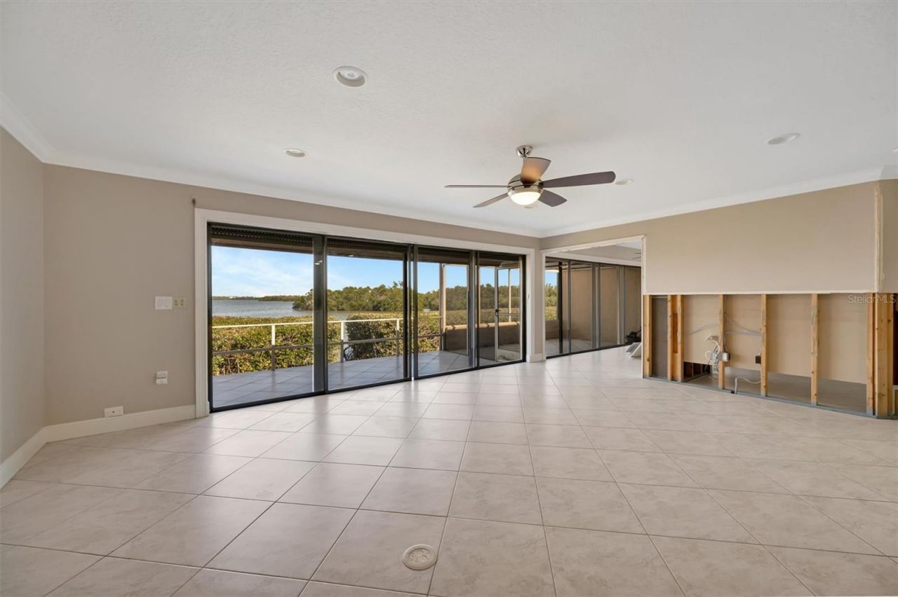 3893 Catalina Drive, Bradenton, FL 34210 Photo