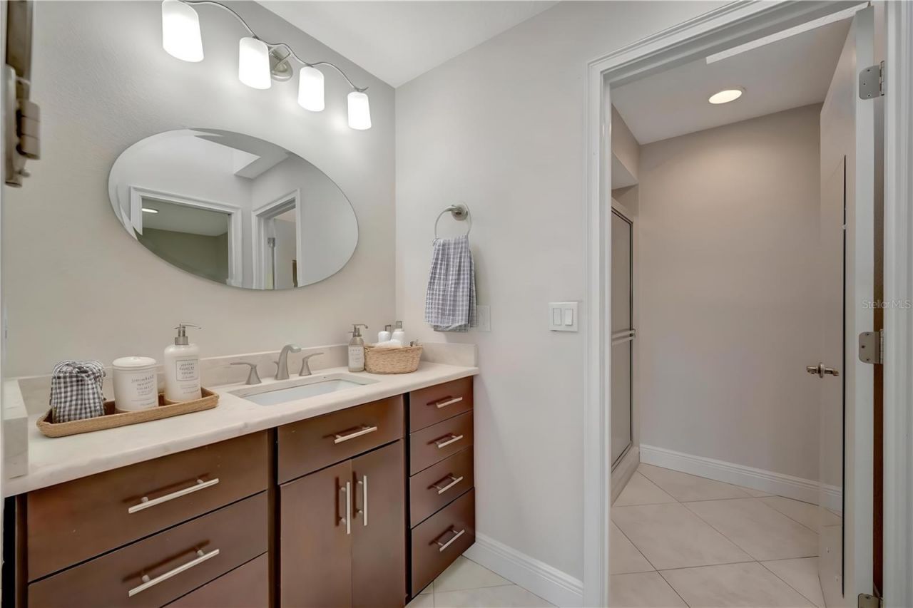 3893 Catalina Drive, Bradenton, FL 34210 Photo