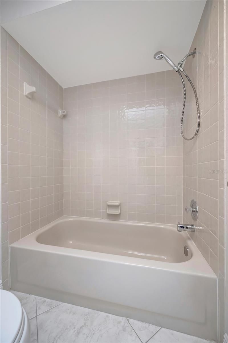 3893 Catalina Drive, Bradenton, FL 34210 Photo