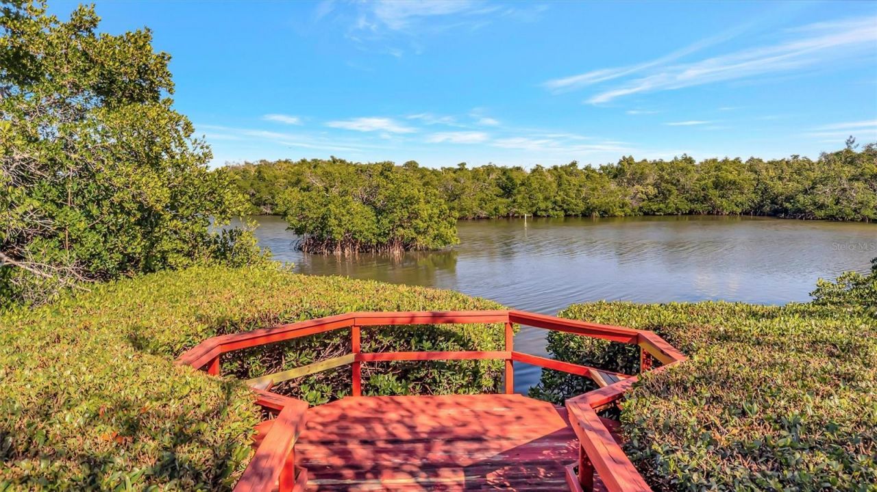 3893 Catalina Drive, Bradenton, FL 34210 Photo