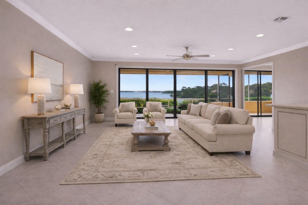 3893 Catalina Drive, Bradenton, FL 34210 Photo