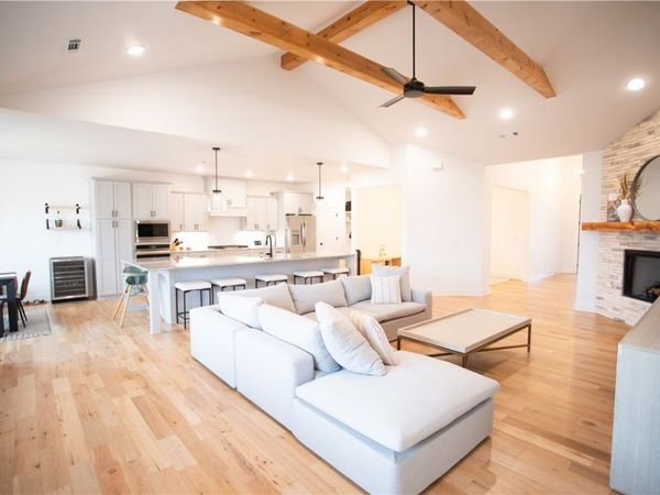 1111 Red Maple Street, Centerton, AR 72719