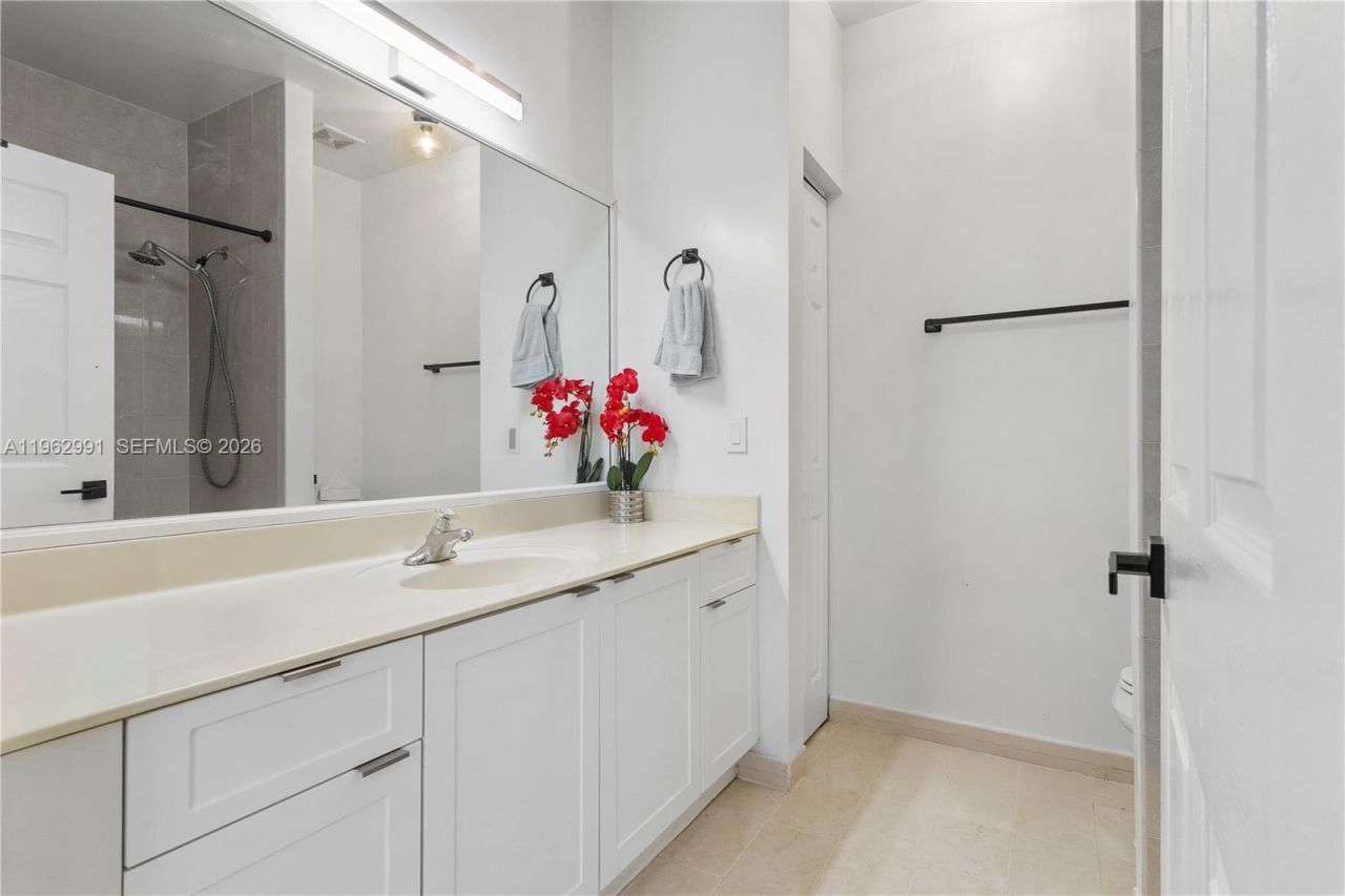 2741 NE 4th St, Unit 103, Homestead, FL 33033 Photo