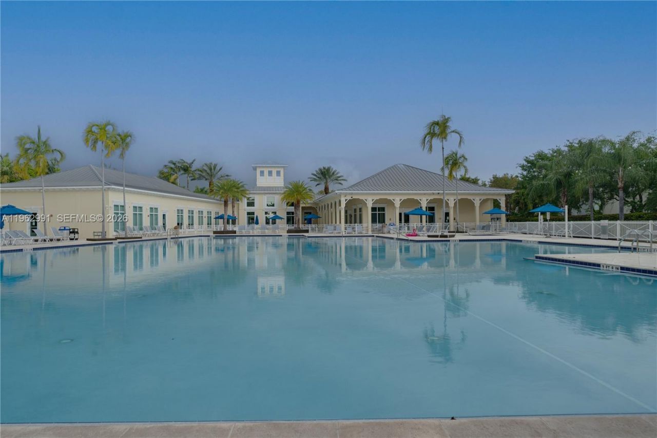 2741 NE 4th St, Unit 103, Homestead, FL 33033 Photo