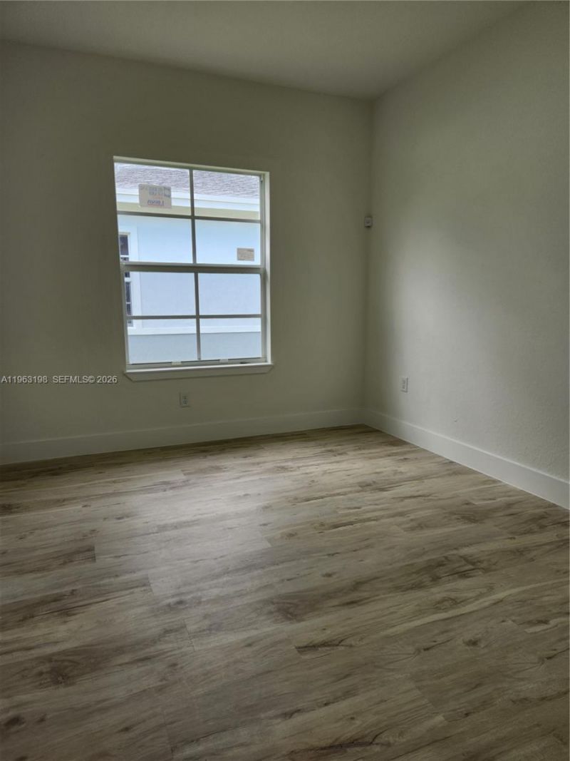 22065 Miami Ave, Miami, FL 33170 Photo